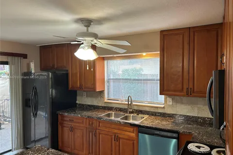 5818 Swordfish Ct # D, Tamarac FL 33319