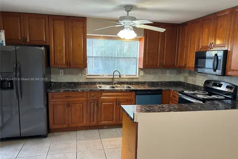 5818 Swordfish Ct # D, Tamarac FL 33319