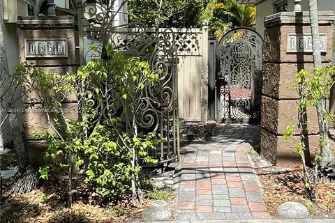 1857 Buchanan St # 5, Hollywood FL 33020