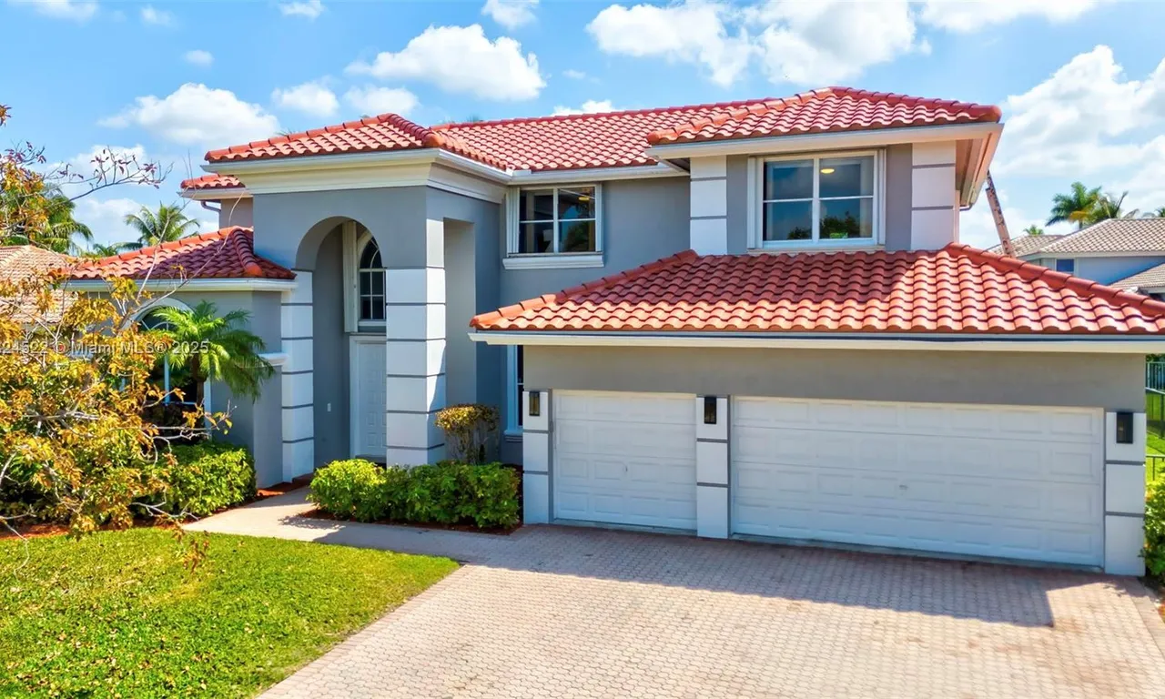 467 NW 120th Dr, Coral Springs FL 33071