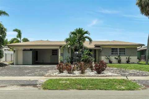 271 SE 4th St, Pompano Beach FL 33060