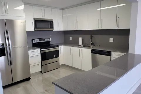 13499 Biscayne Blvd # 1105, North Miami FL 33181