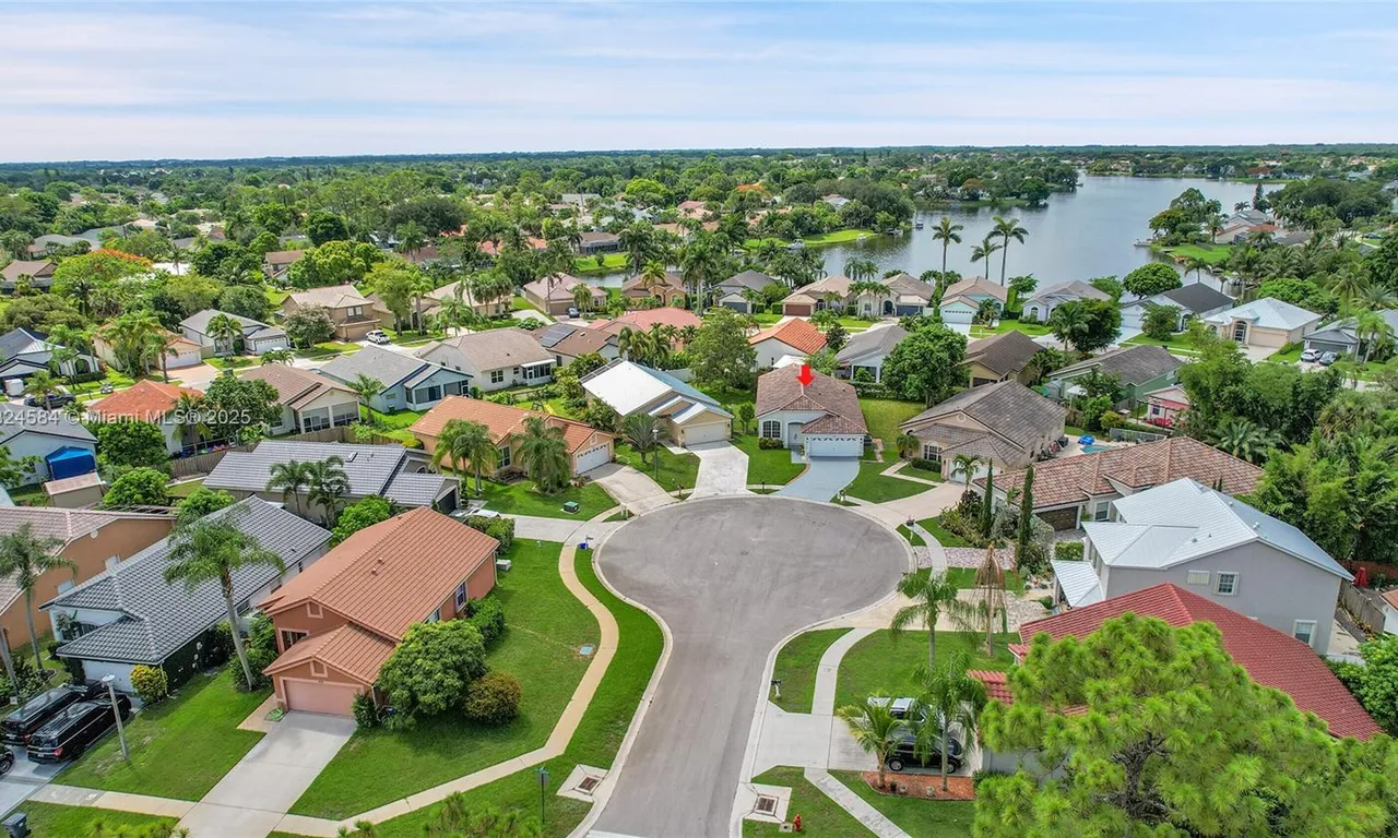 13034 Sheridan Ter, Wellington FL 33414