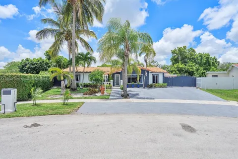 12121 SW 107th St, Miami FL 33186