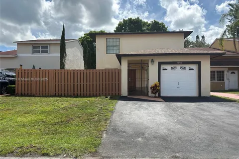 10718 SW 148th Ct, Miami FL 33196