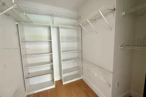 7701 N Kendall Dr # 327B, Miami FL 33156
