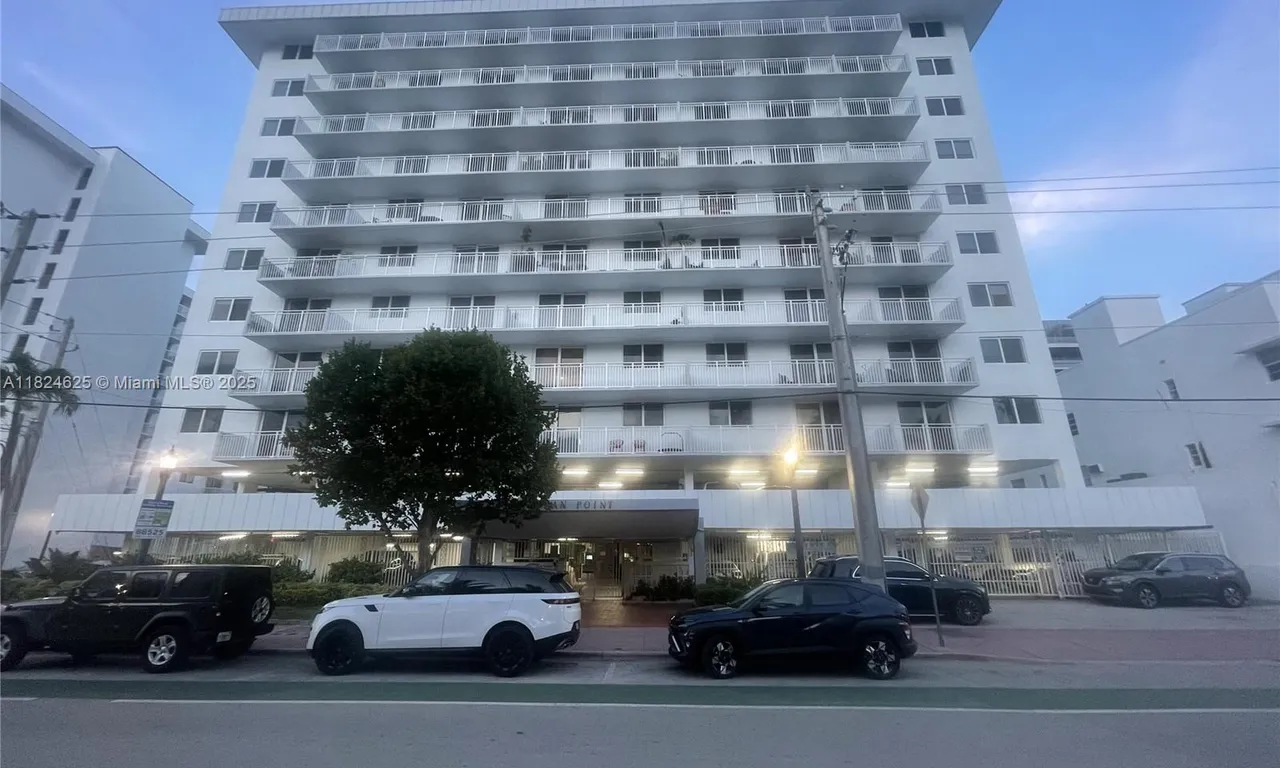 345 Ocean Dr # 602, Miami Beach FL 33139