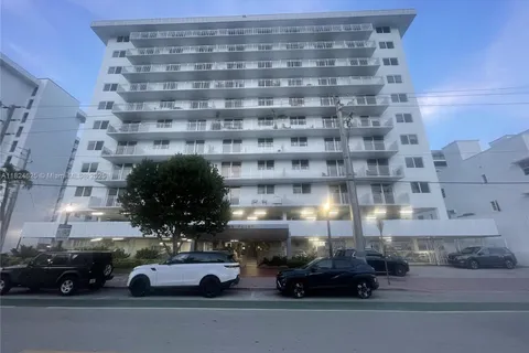 345 Ocean Dr # 602, Miami Beach FL 33139