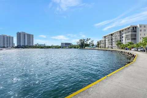 2905 Point East Dr # L506, Aventura FL 33160