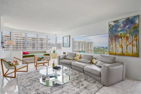 1950 S Ocean Dr # 19E, Hallandale Beach FL 33009