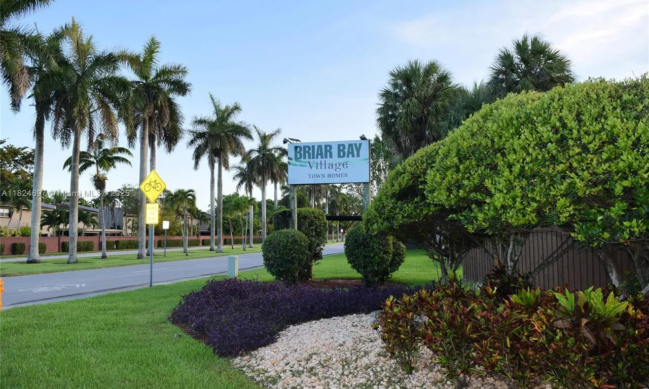 9341 SW 130th St, Miami FL 33176