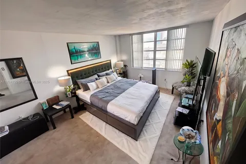 2750 NE 183rd St # 2103, Aventura FL 33160