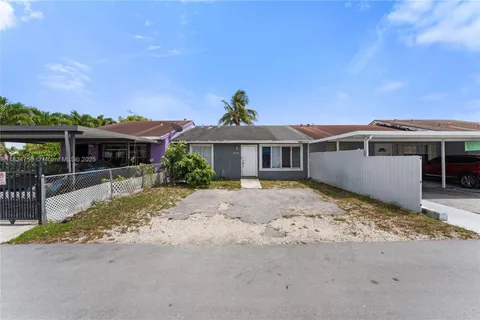 18602 NW 46th Ave, Miami Gardens FL 33055