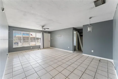 18602 NW 46th Ave, Miami Gardens FL 33055
