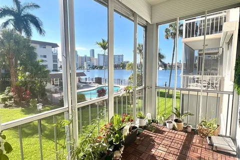2200 Diana Dr # 216, Hallandale Beach FL 33009