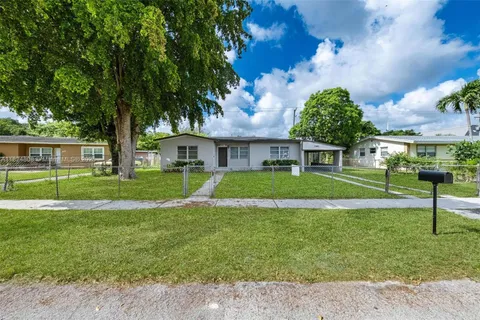 3460 NW 1st St, Lauderhill FL 33311