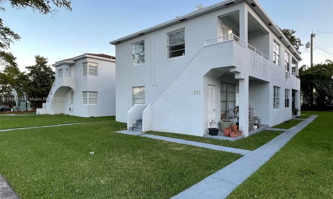 1794 Normandy Dr # 3, Miami Beach FL 33141