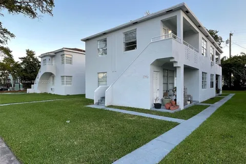 1794 Normandy Dr # 3, Miami Beach FL 33141