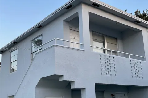 1794 Normandy Dr # 3, Miami Beach FL 33141