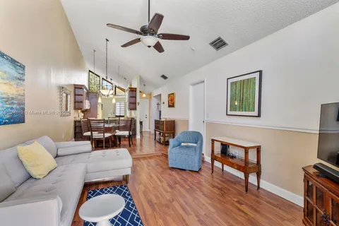9264 SW 132nd St, Miami FL 33176