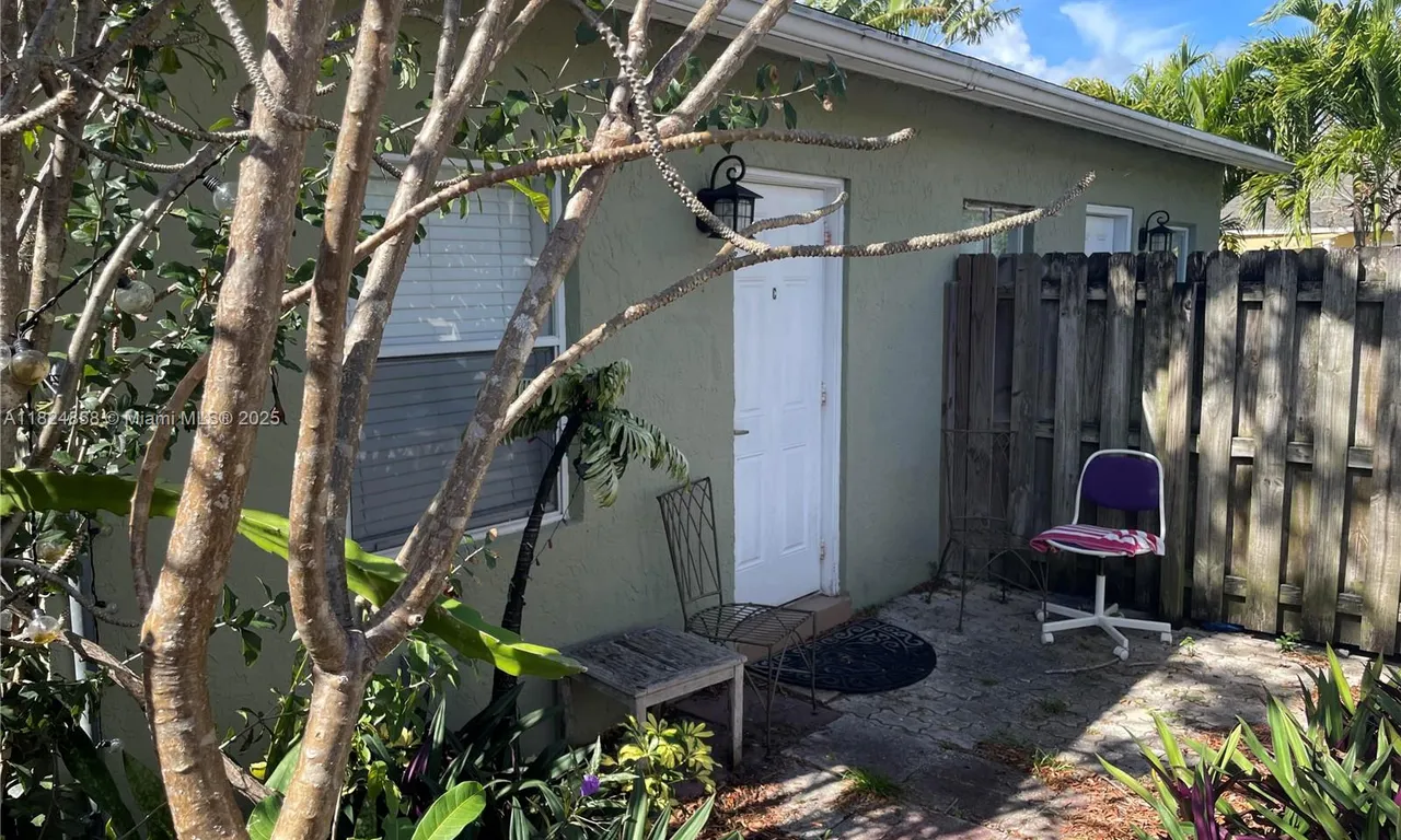 1108 NE 3rd St # C, Fort Lauderdale FL 33301