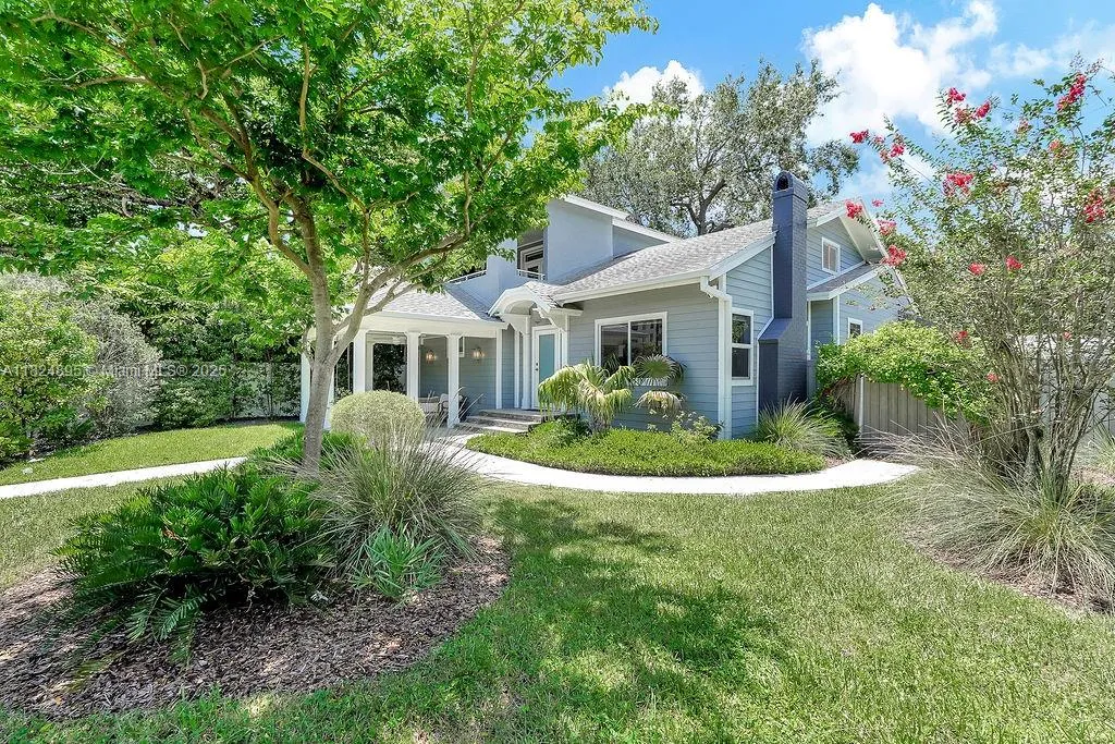 150 NE 50 # A, Miami FL 33137