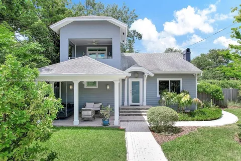 150 NE 50 # A, Miami FL 33137