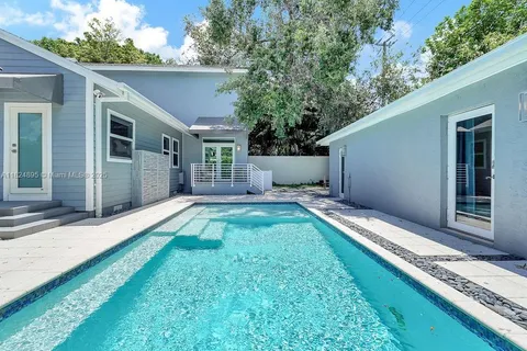 150 NE 50 # A, Miami FL 33137