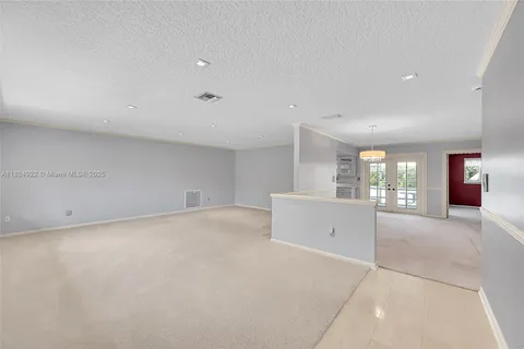 8301 NW 37th St, Coral Springs FL 33065
