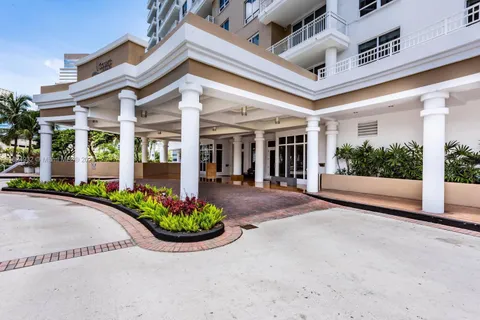 801 Brickell Key Blvd # 807, Miami FL 33131