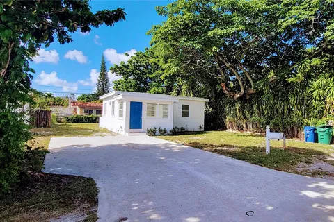 741 NW 116th St, Miami FL 33168