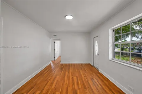 1355 NW 121st St, North Miami FL 33167