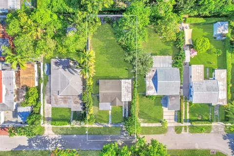 50 NW 127th St, North Miami FL 33168