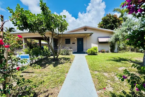 717 NE 10th Ave # 2, Hallandale Beach FL 33009