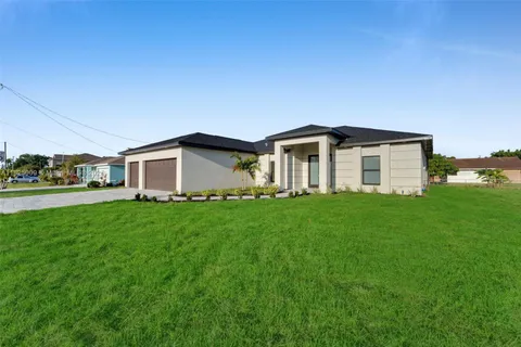 1520 NW 36th pl, Cape Coral FL 33993