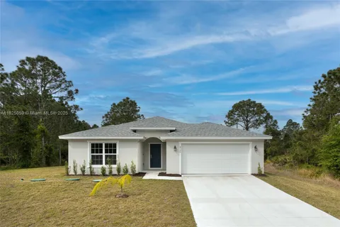 899 Brickell Street SE, Palm Bay FL 32909