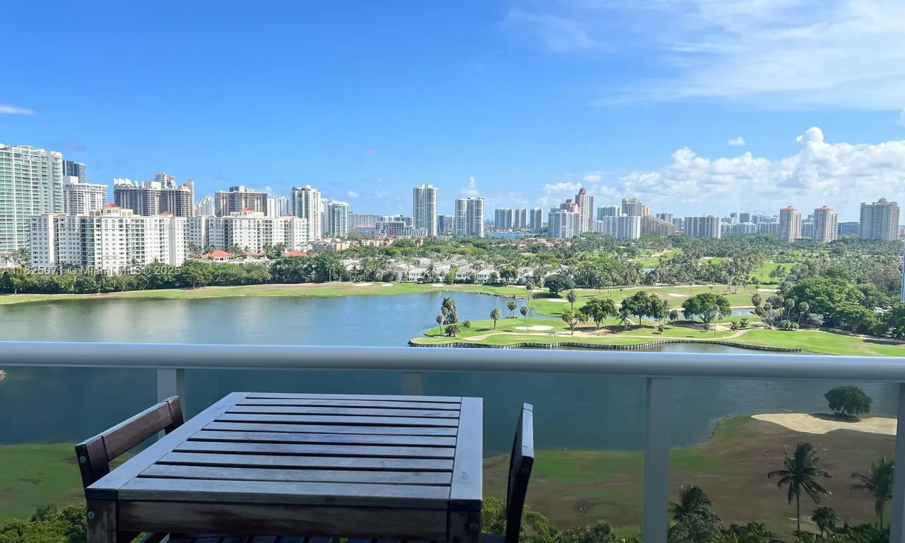 3625 N Country Club Drive # 1805, Aventura FL 33180