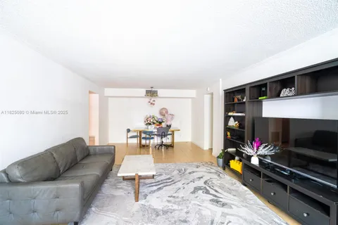 2101 Atlantic Shores Blvd # 120, Hallandale Beach FL 33009