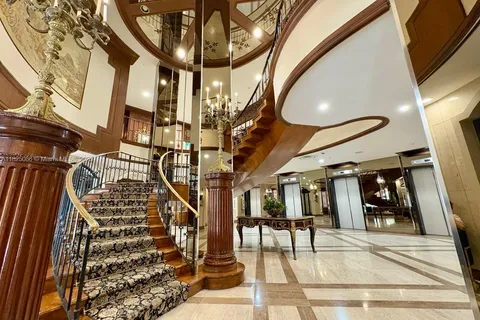 6039 Collins Ave # 923, Miami Beach FL 33140