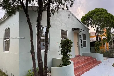 1930-1928 Adams St, Hollywood FL 33020