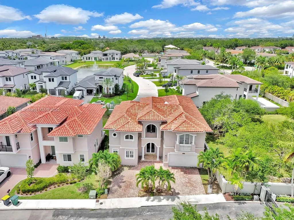 3521 Forest View Cir, Dania Beach FL 33312