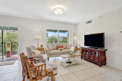 322 Madeira Ave. # 402, Coral Gables FL 33134