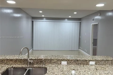 8218 NW 24th st # 8218, Coral Springs FL 33065