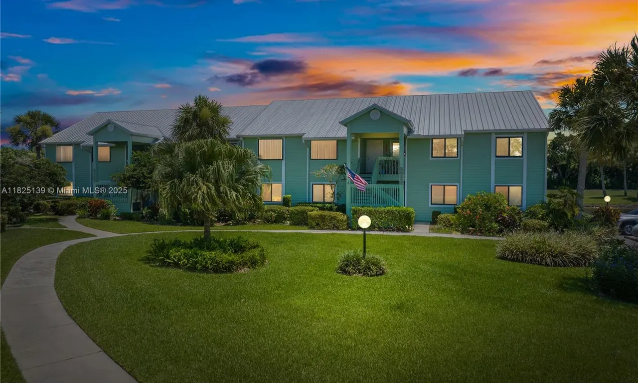 5725 Pelican Pointe, Sebastian FL 32958