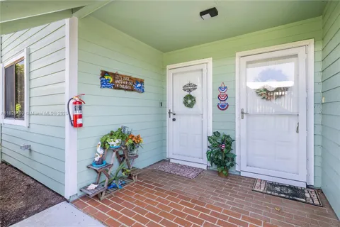 5725 Pelican Pointe, Sebastian FL 32958