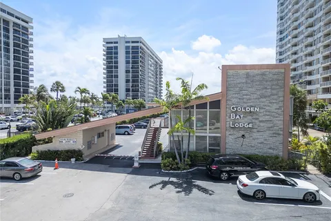 2001 S Ocean Dr # 53, Hallandale Beach FL 33009