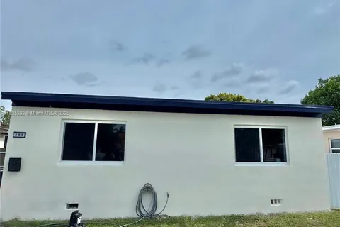 359 E 46th St, Hialeah FL 33013