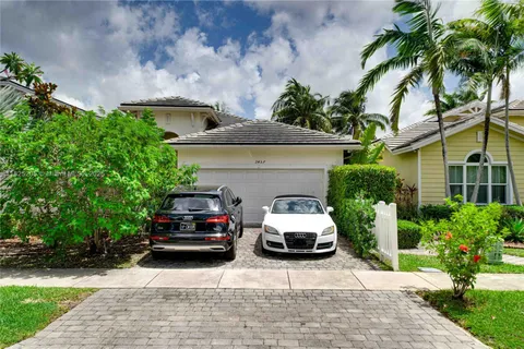3457 NE 2nd St, Homestead FL 33033