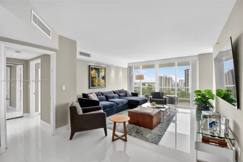 7000 Island Blvd # 1408, Aventura FL 33160