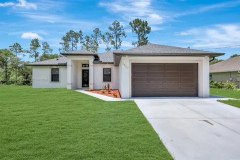 2407 Jetridge St, Other City - In The State Of Florida FL 33920